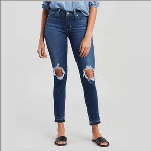 Levi’s 711 Skinny Frayed Hem Jeans W27 L30